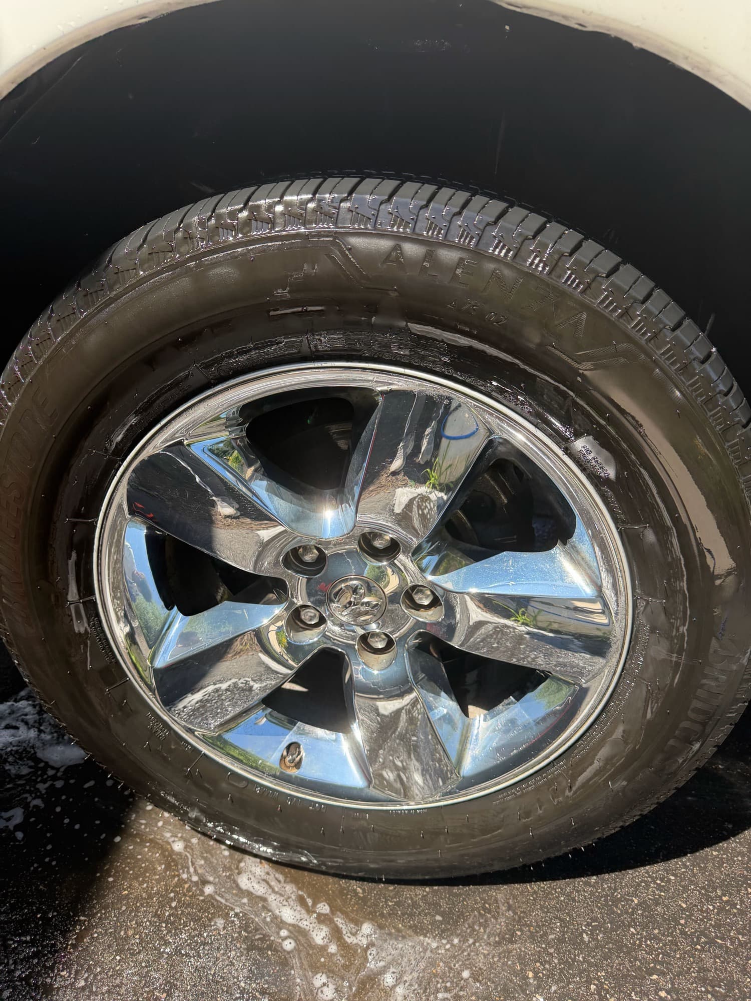 Dodge Ram · Chrome wheel
